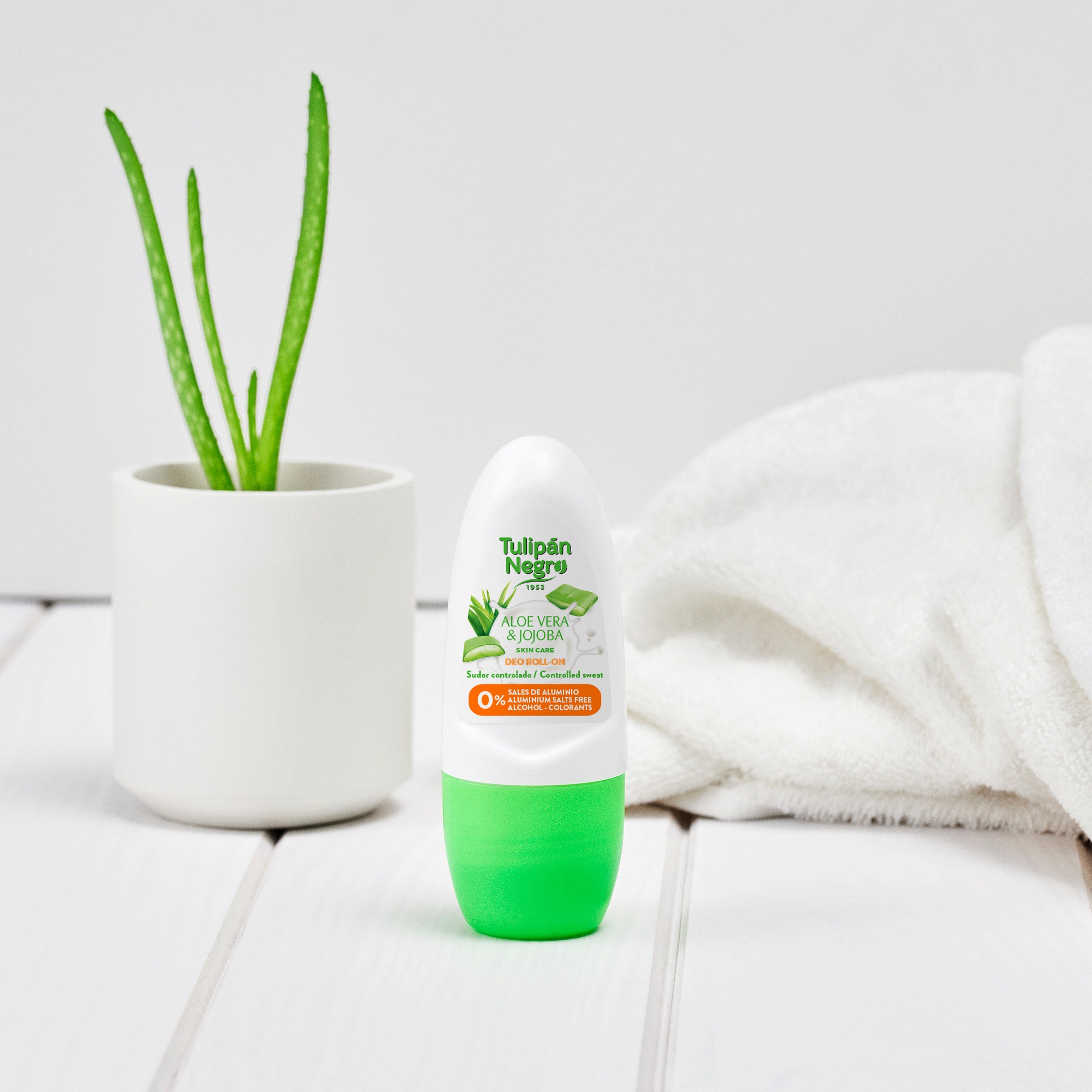 Deodorant Roll-on TulipanNegro cu Aloe Vera și Jojoba 50 ml
