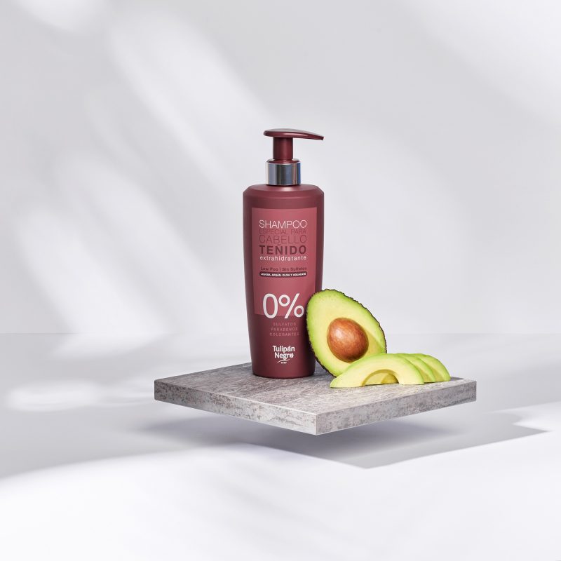 Șampon Tulipán Negro Low Poo fără sulfați pentru păr vopsit 500 ml